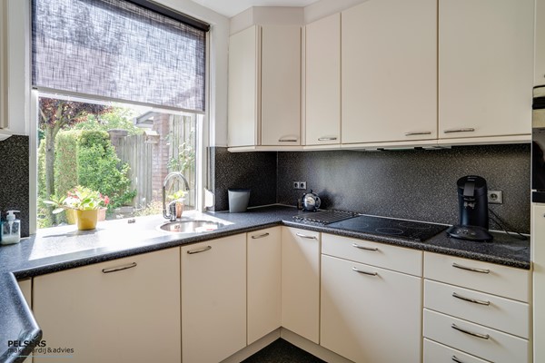 Medium property photo - Sint Theresiastraat 3, 5953 LM Reuver